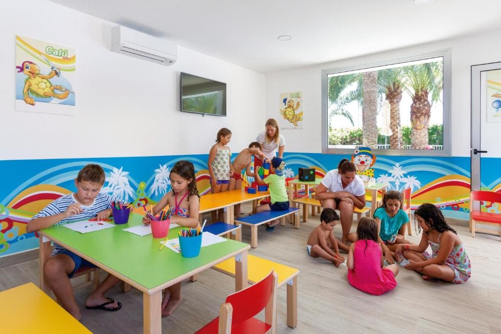 Hotel Riu Papayas - 24