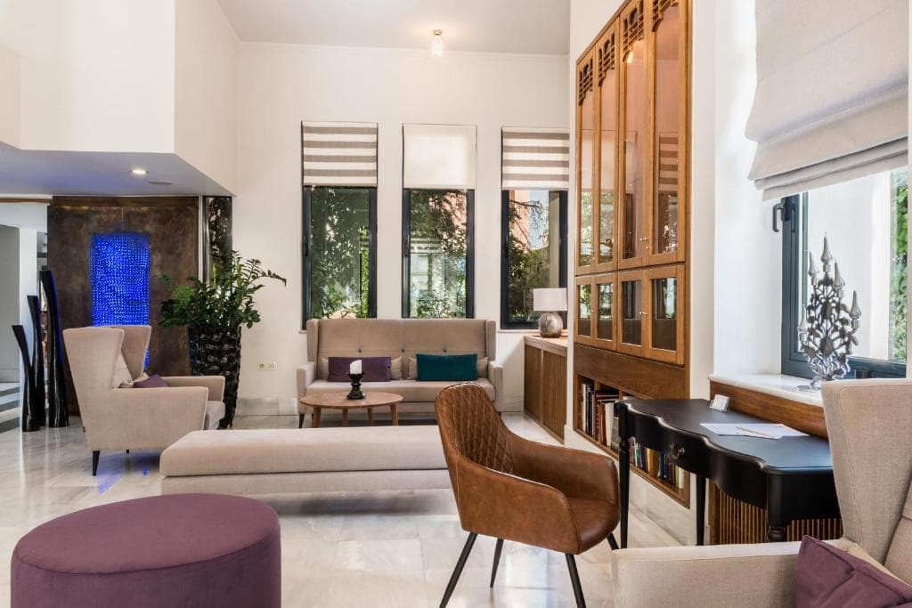 Avra City Hotel - 10