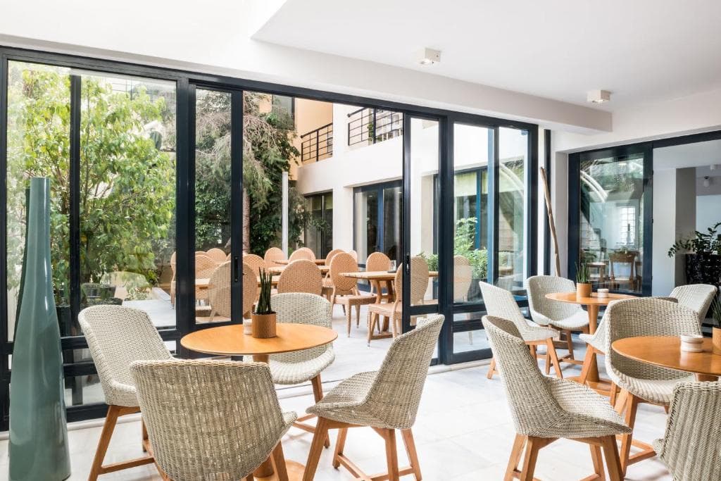 Avra City Hotel - 17