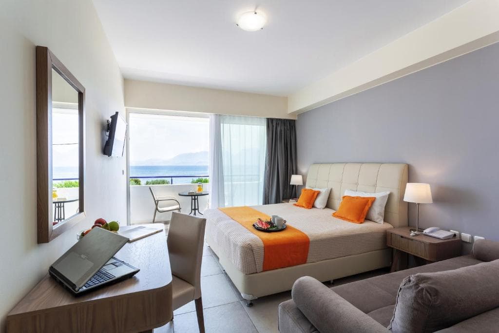 Faedra Beach Hotel - 20