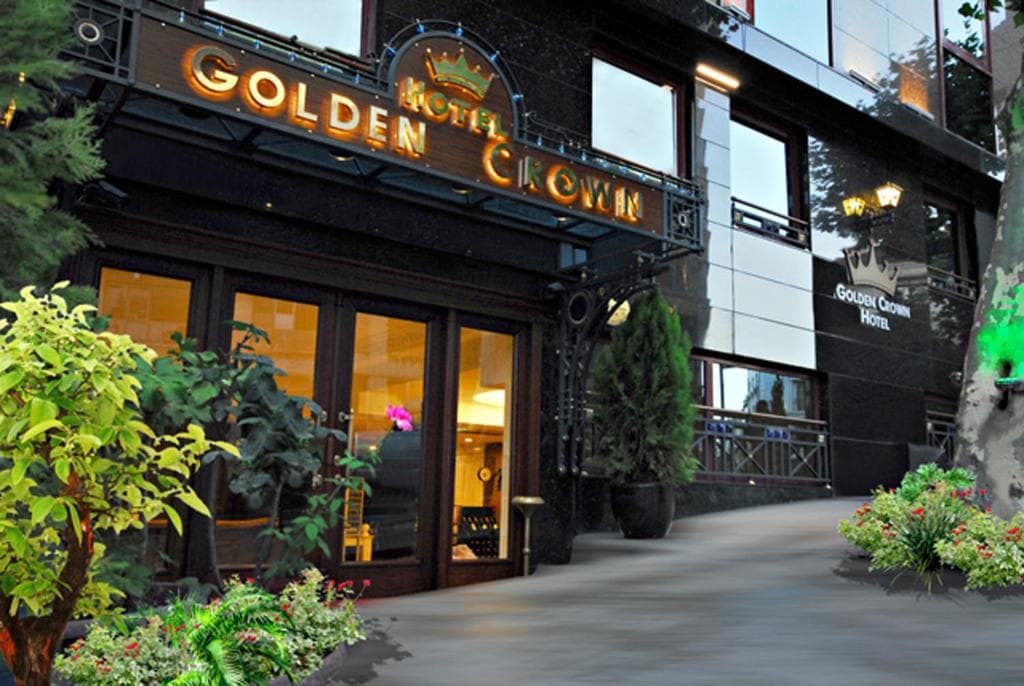Golden Crown Hotel