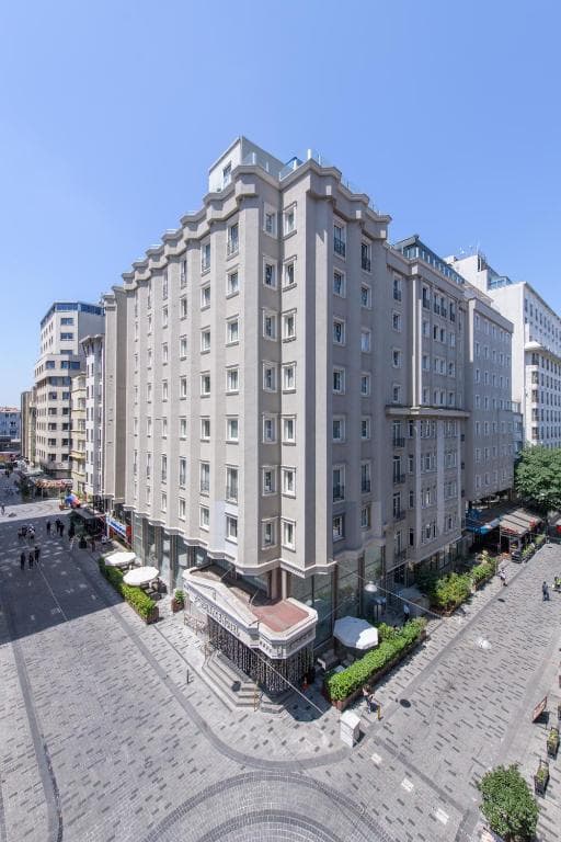 Golden Age Hotel - 13