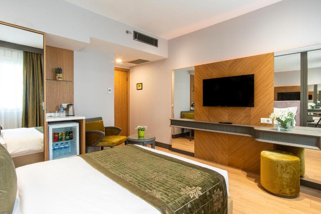 Oran Hotel - 11