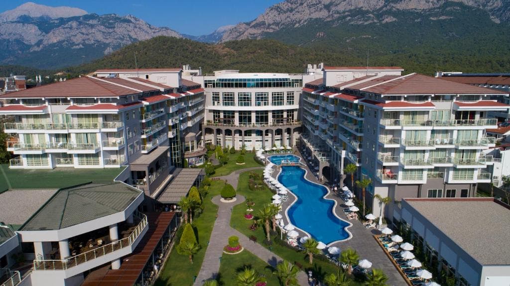 Akra Kemer - 17