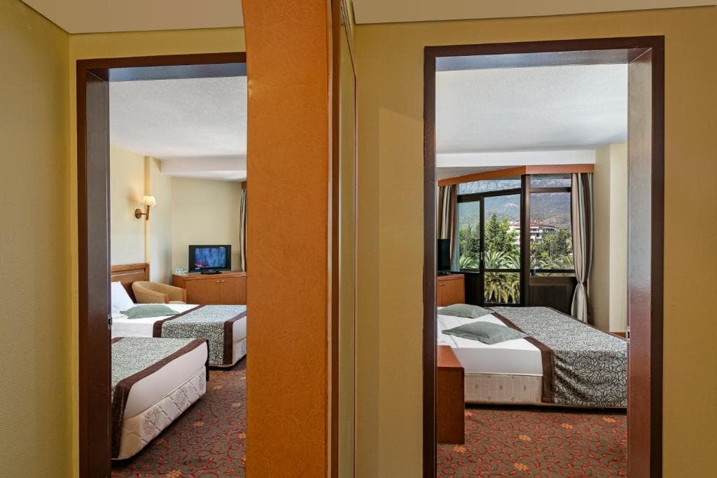 Charter Antalya - OZKAYMAK KEMER MARINA HOTEL - 20