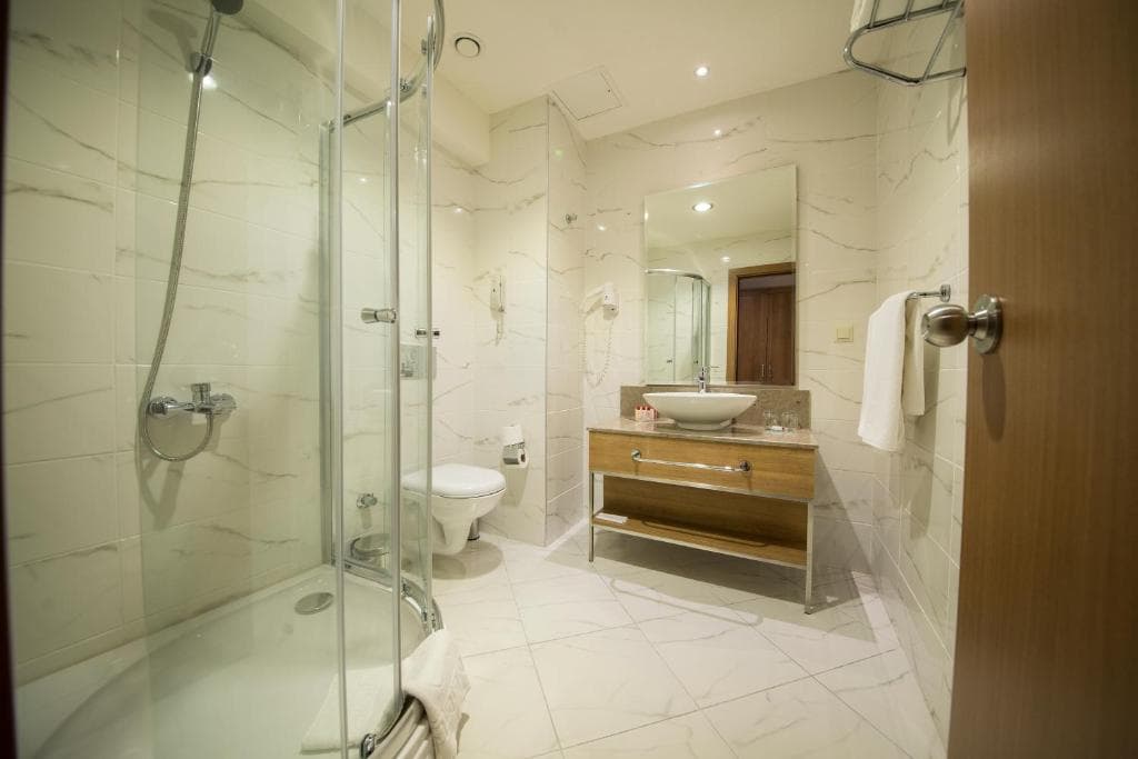 Charter Antalya - WYNDHAM GARDEN LARA - 35