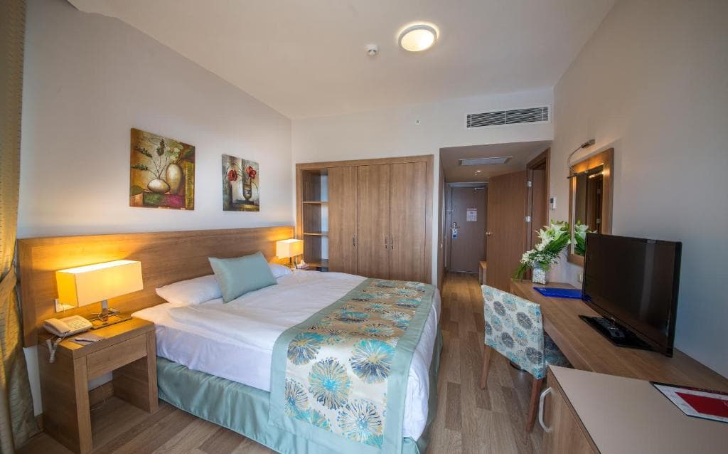 Charter Antalya - WYNDHAM GARDEN LARA - 14
