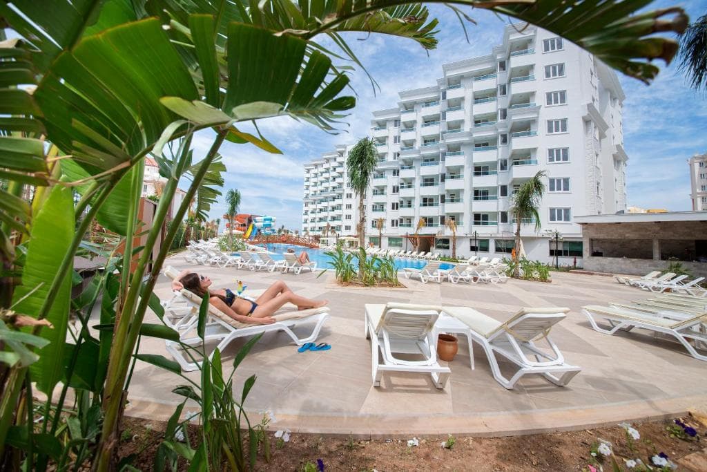 Charter Antalya - WYNDHAM GARDEN LARA