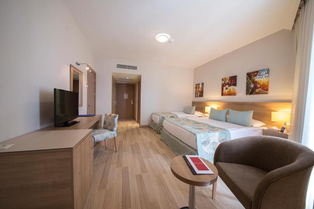 Charter Antalya - WYNDHAM GARDEN LARA - 26