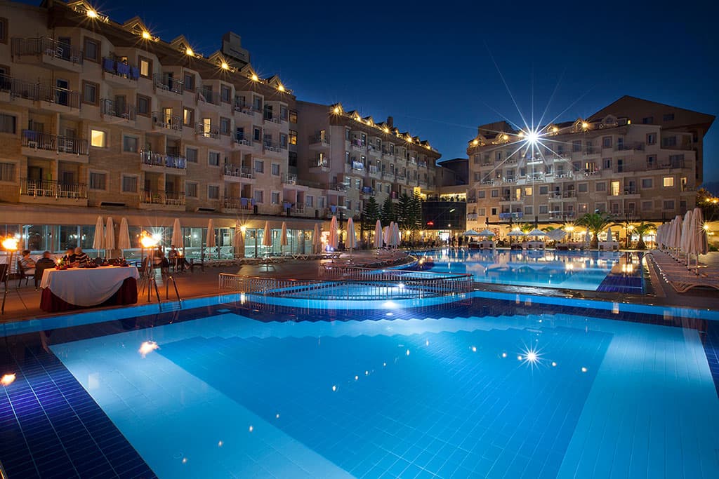 Diamond Beach Hotel And Spa - 9