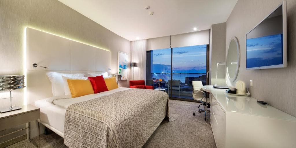 The Sense Deluxe - 10