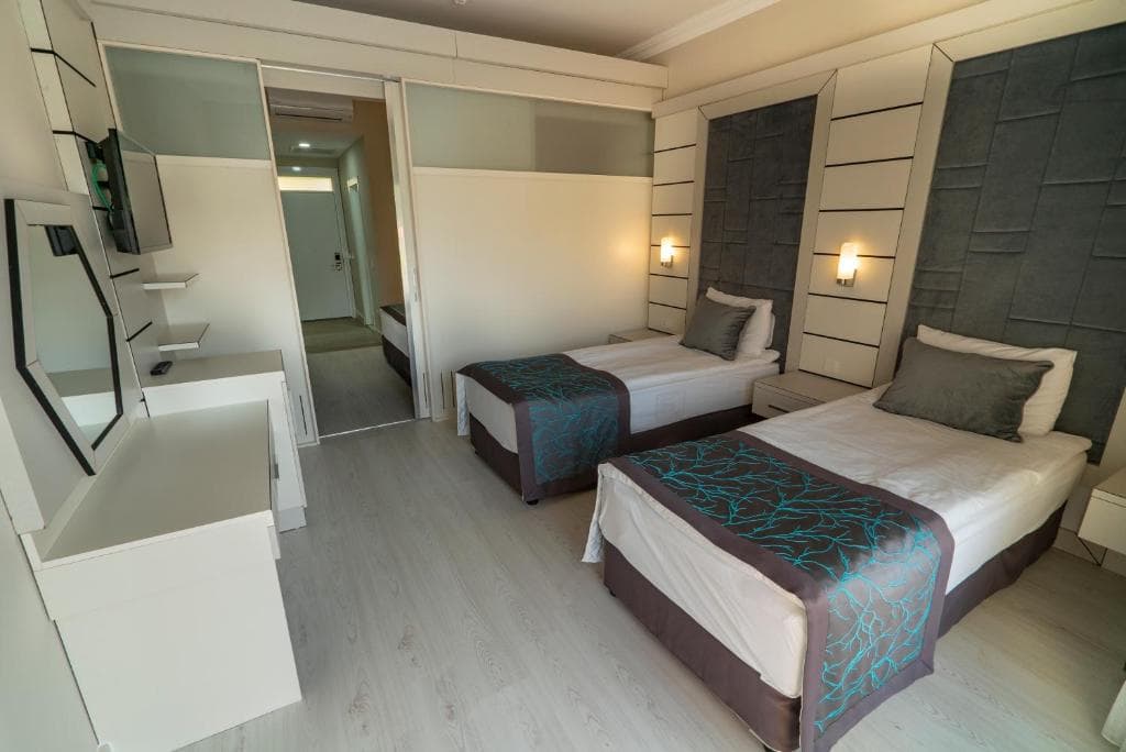 Linda Resort Hotel - 10