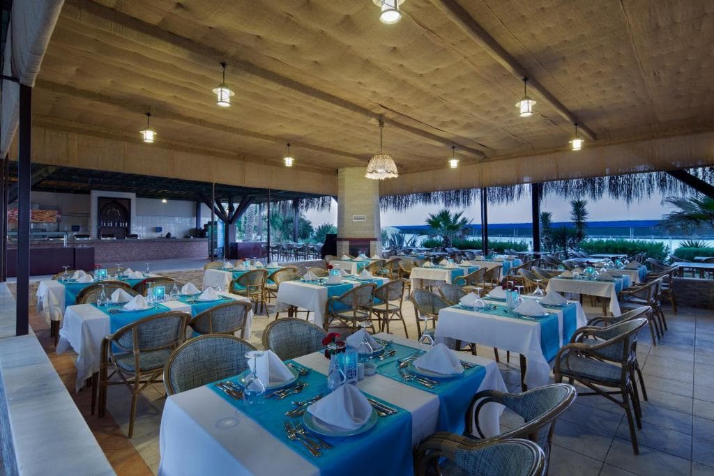 Charter Antalya - Lago Hotel (ex AZURA DELUXE RESORT AND AQUA SORGUN) - 39