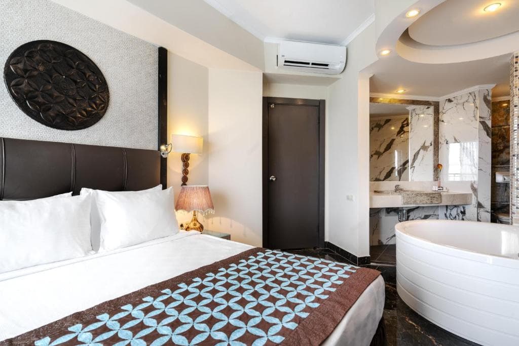 Charter Antalya - Lago Hotel (ex AZURA DELUXE RESORT AND AQUA SORGUN) - 6