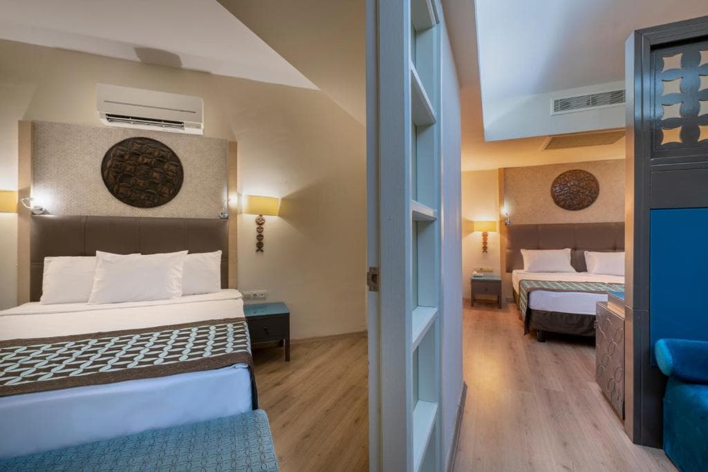 Charter Antalya - Lago Hotel (ex AZURA DELUXE RESORT AND AQUA SORGUN) - 33