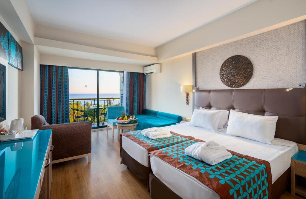 Charter Antalya - Lago Hotel (ex AZURA DELUXE RESORT AND AQUA SORGUN) - 45