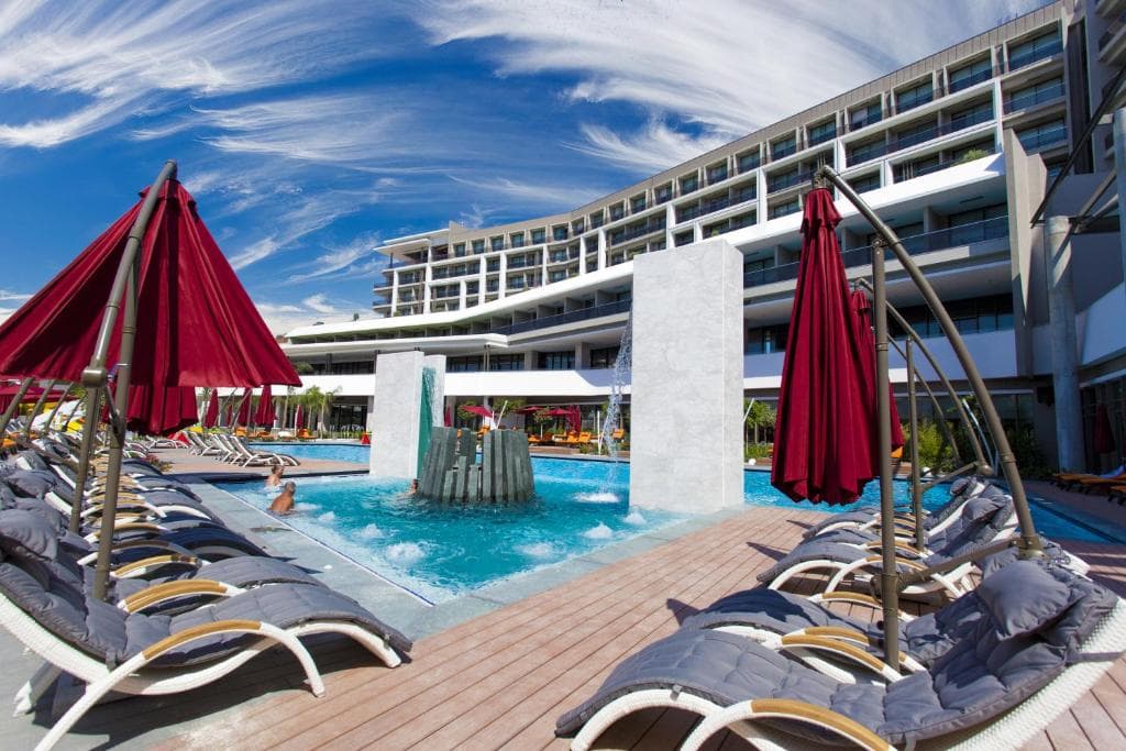 The Sense Deluxe - 17