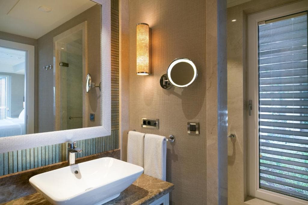 Caresse a Luxury Collection Resort & Spa - 38