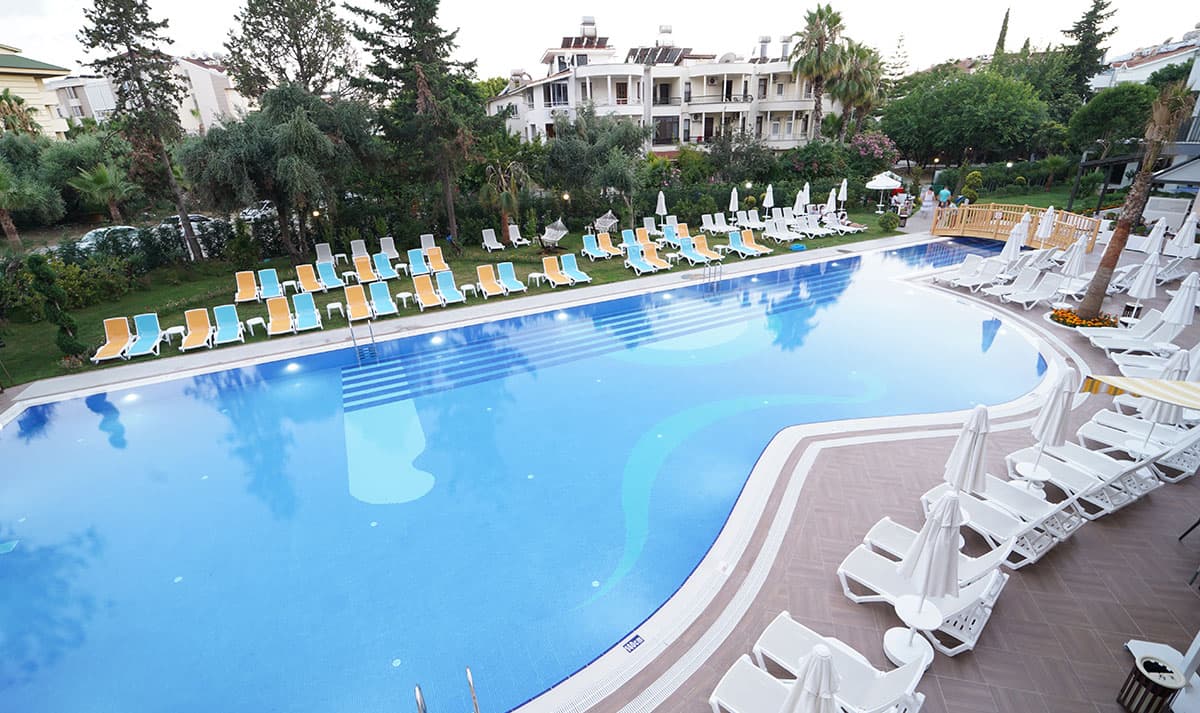 The Raga Side +16 Fine Dining Hotel - 2