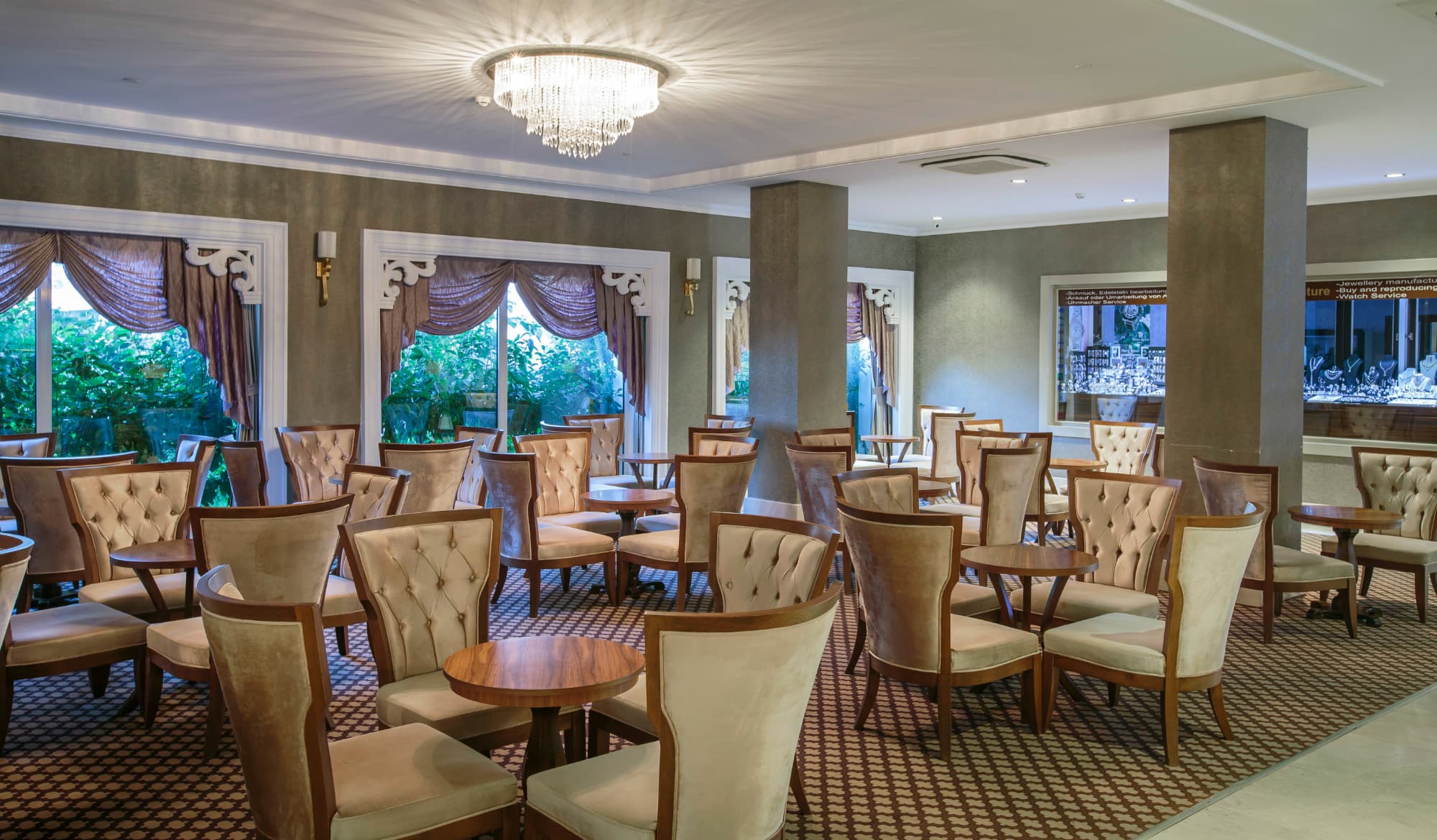 Side Crown Serenity Hotel - 9