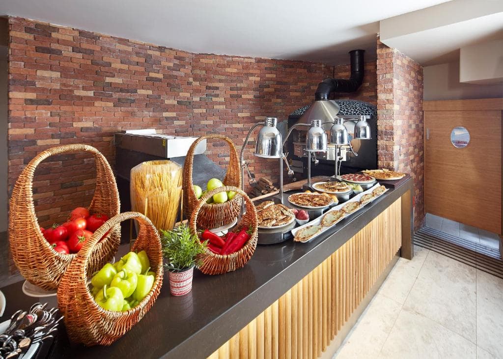 Charter Marmaris - Hotel Lalila Blue Suites - 35