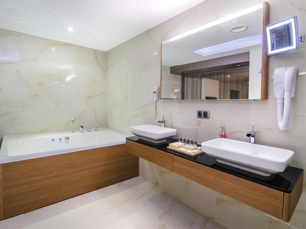 Hotel Grand Blue Sky - 30