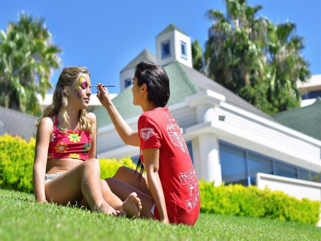 Hotel Grand Blue Sky - 41