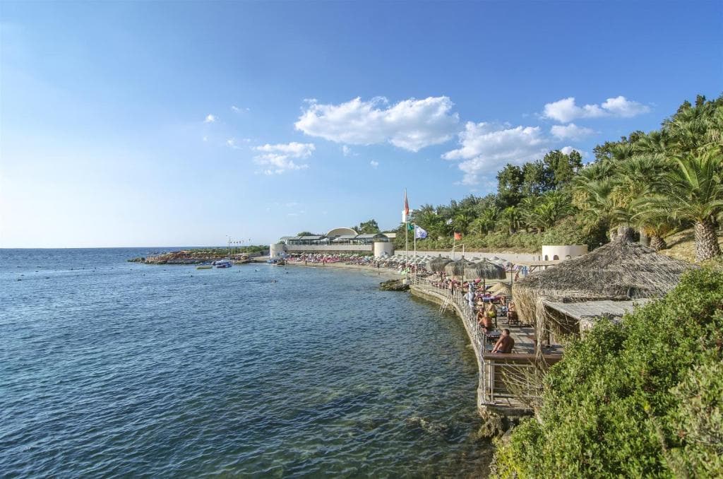 Hotel Grand Blue Sky - 19