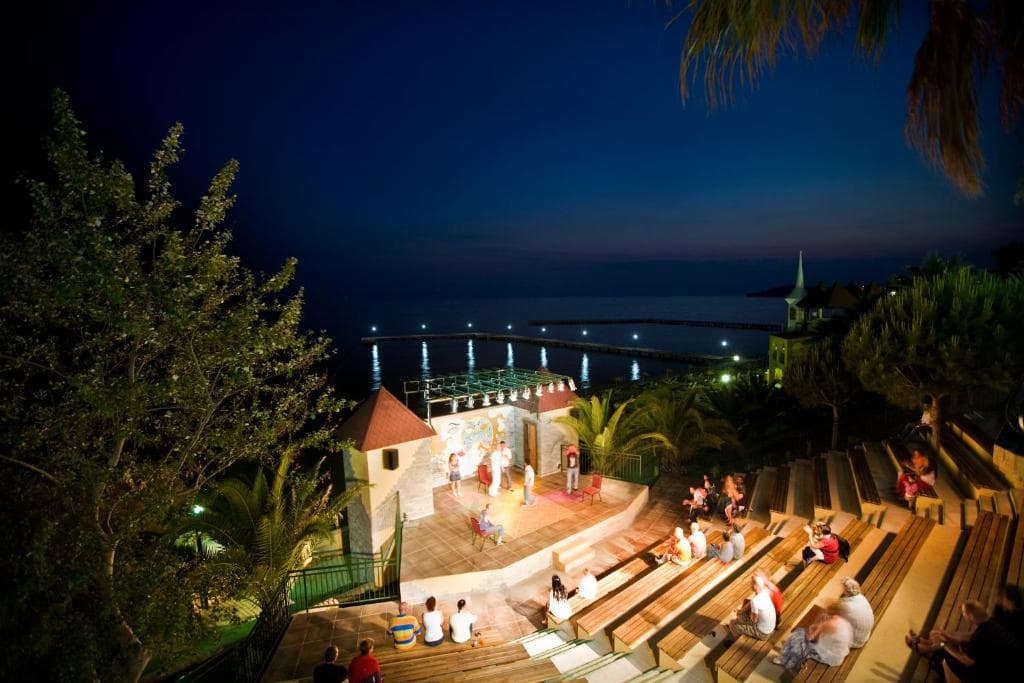 Fantasia Deluxe Hotel Kusadasi - 33