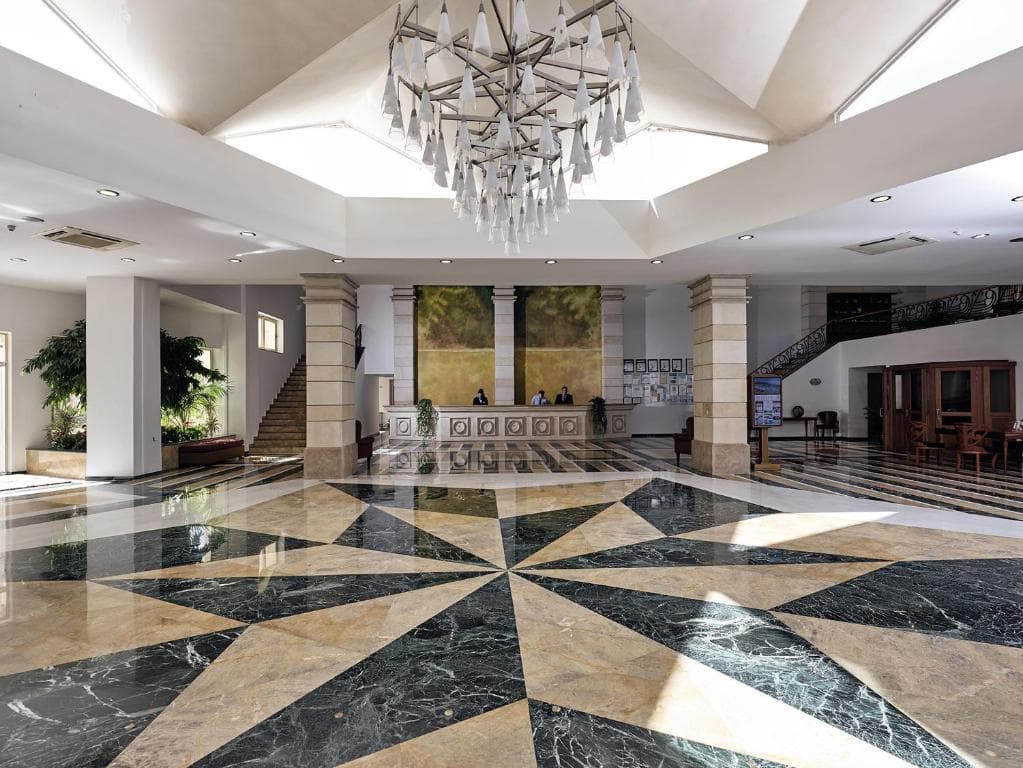 Pilot Beach Resort - 42