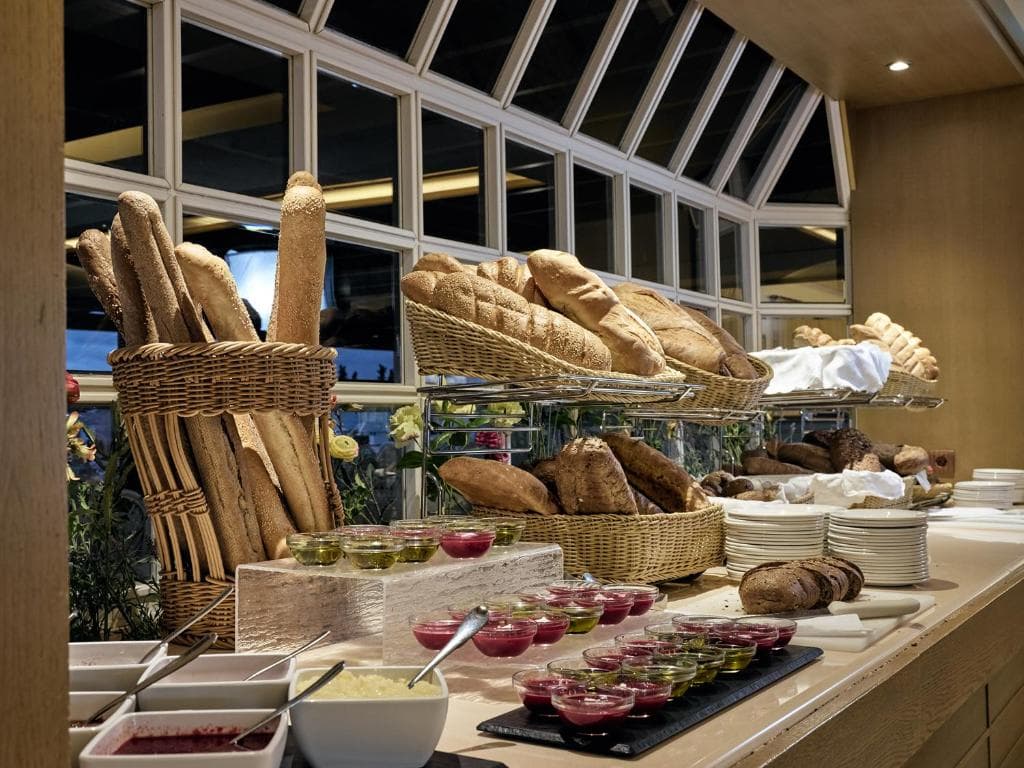 Pilot Beach Resort - 2