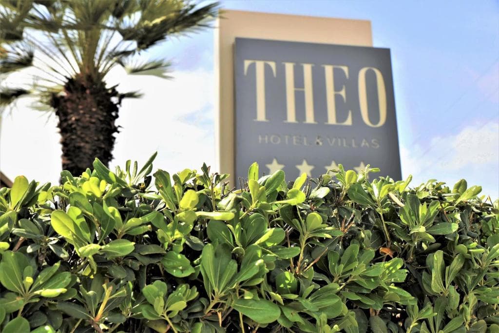 Theo Hotel - 9