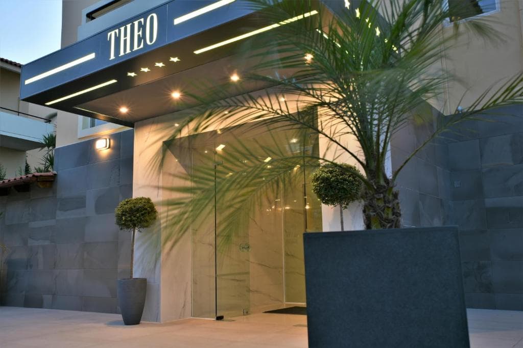 Theo Hotel - 10