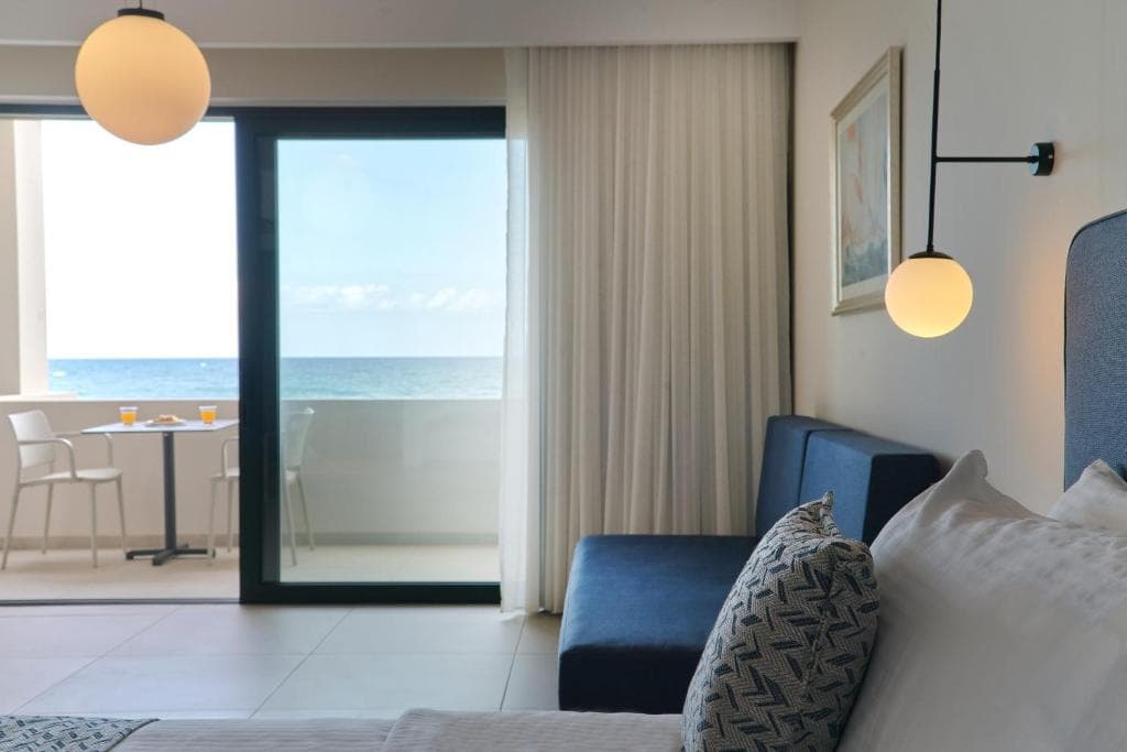 Silver Beach Hotel - 19