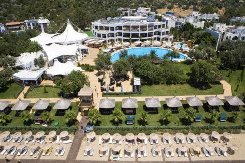 Latanya Park Resort