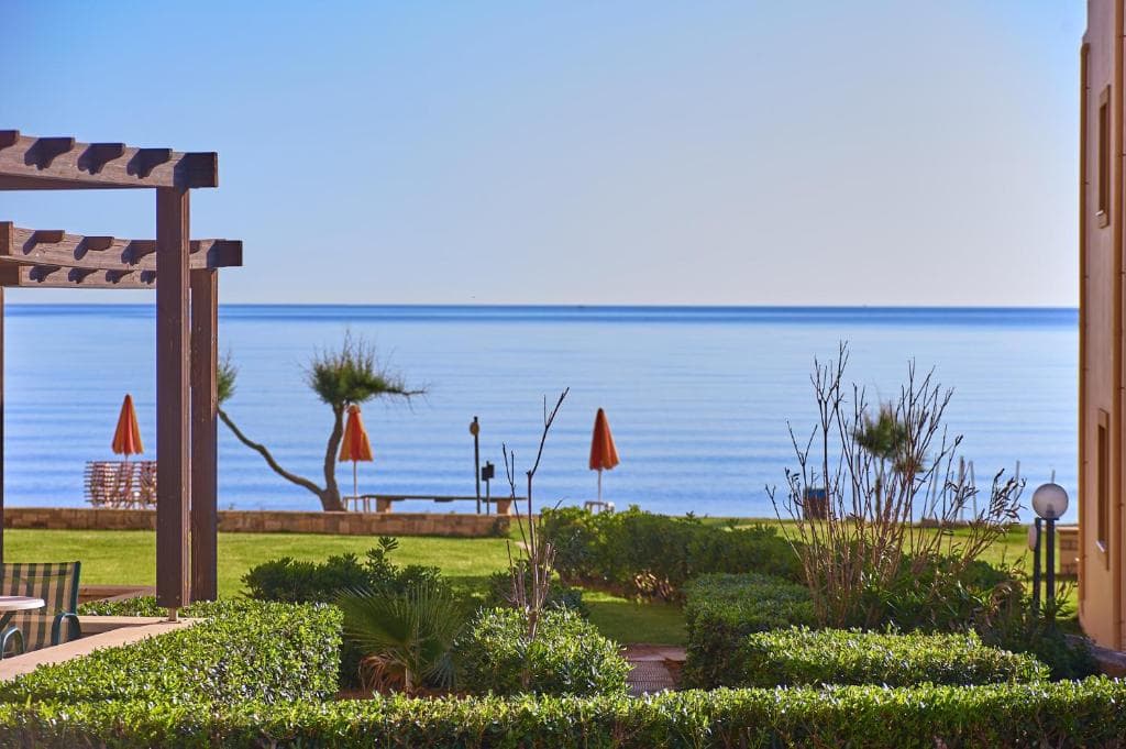 Silver Beach Hotel - 29