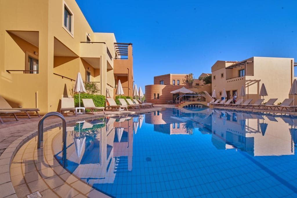 Silver Beach Hotel - 6