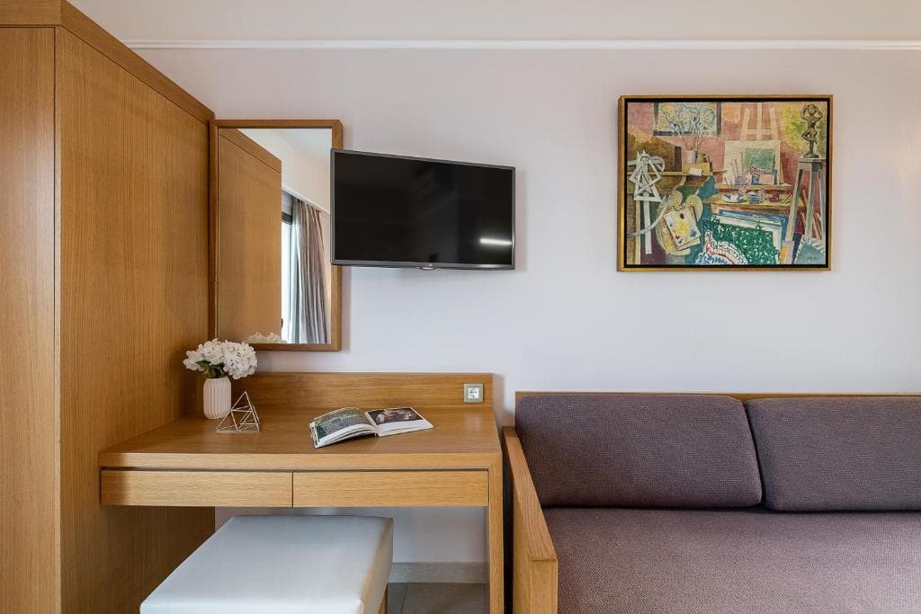 Porto Platanias Village Resort - 7