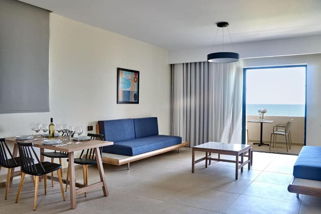 Silver Beach Hotel - 18