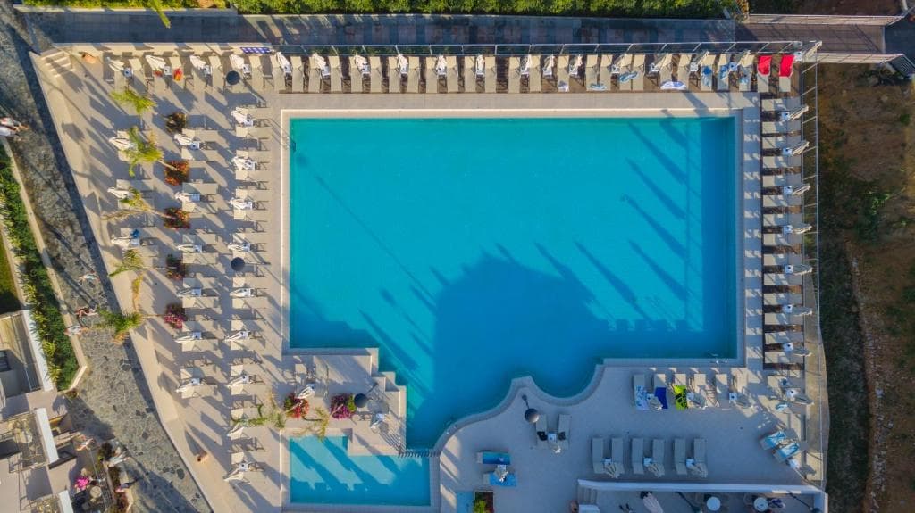 Charter Creta Chania - Hotel Porto Platanias Village Resort 4*