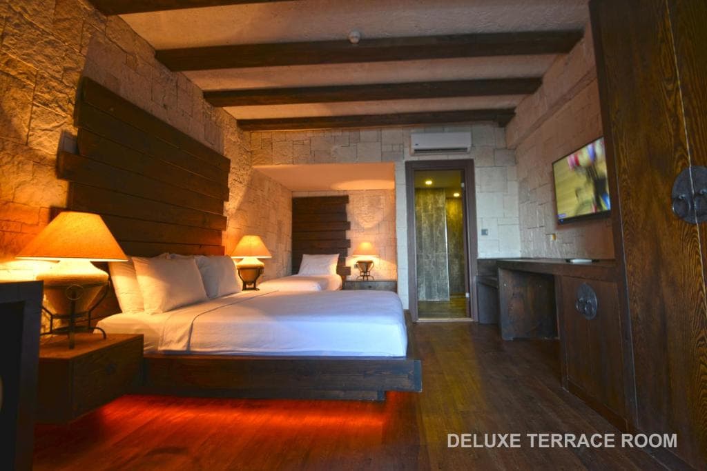 Manaspark Deluxe Hotel - 45