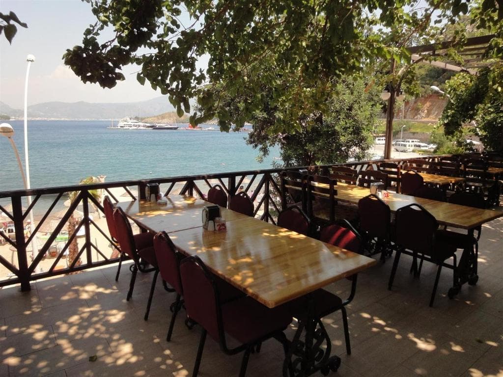 Golmar Beach Hotel - 26