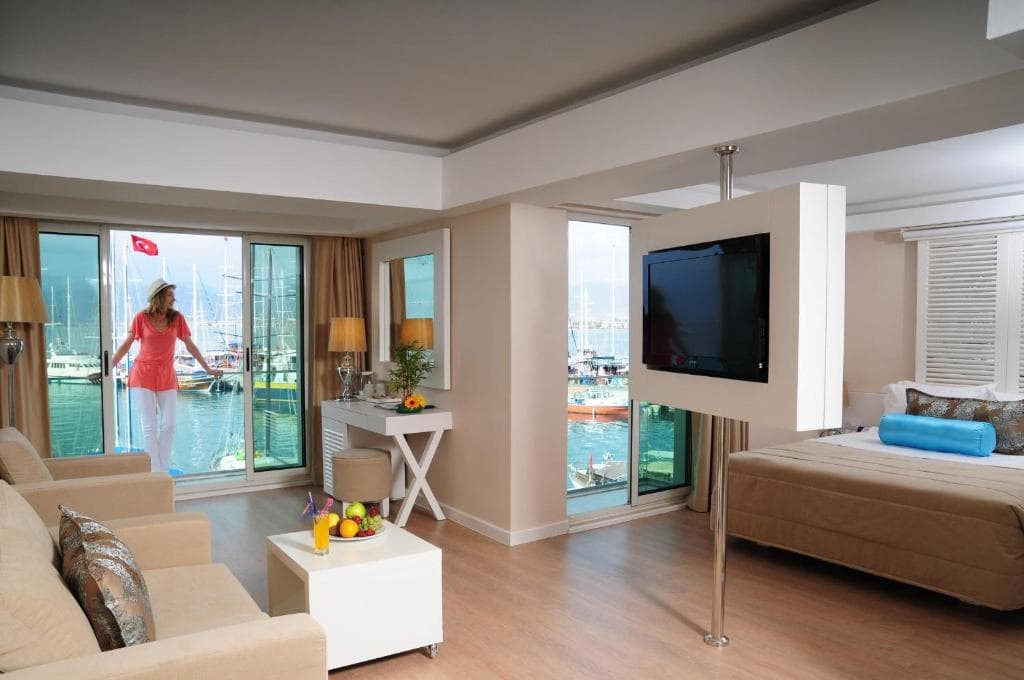 Alesta Yacht Hotel - 20