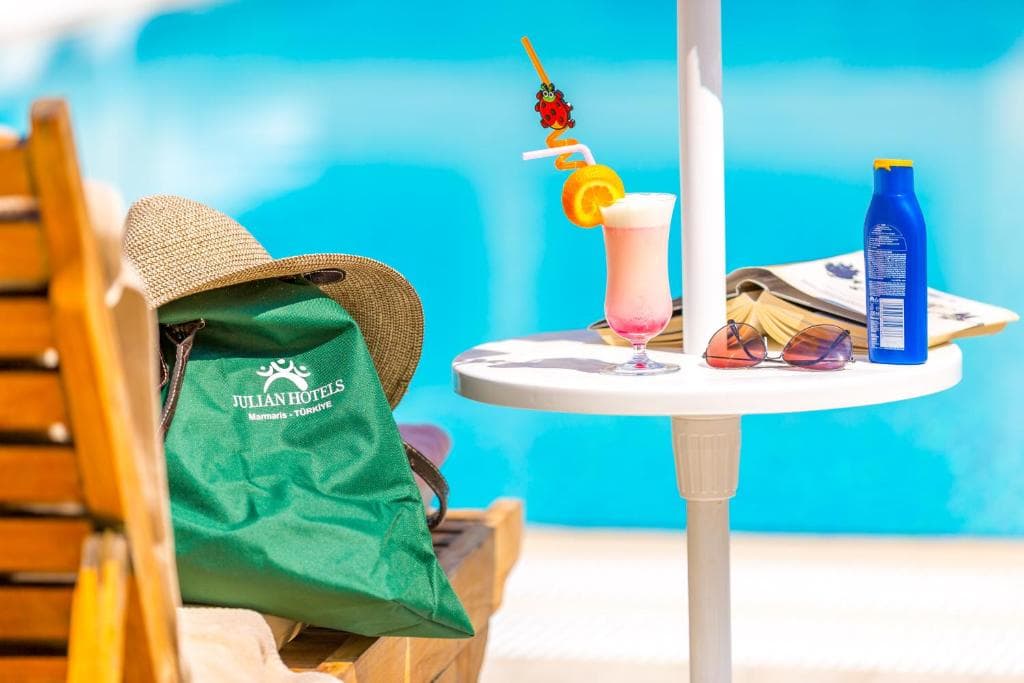 Julian Marmaris - 13