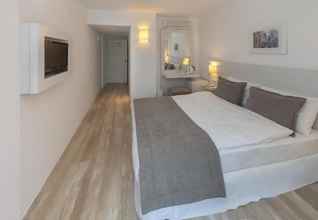 The Beachfront Hotel - Adults Only - 26