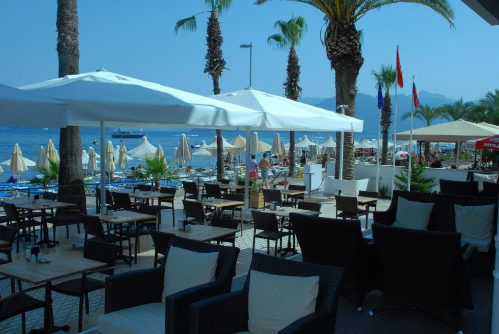 Begonville Beach Hotel - 18