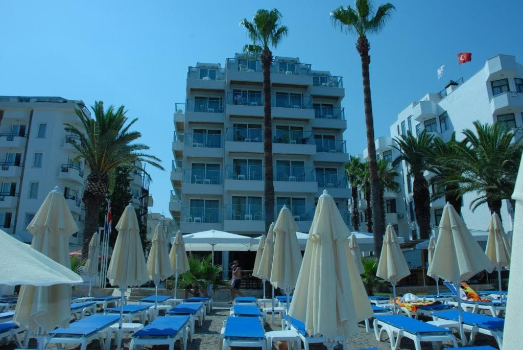 Begonville Beach Hotel