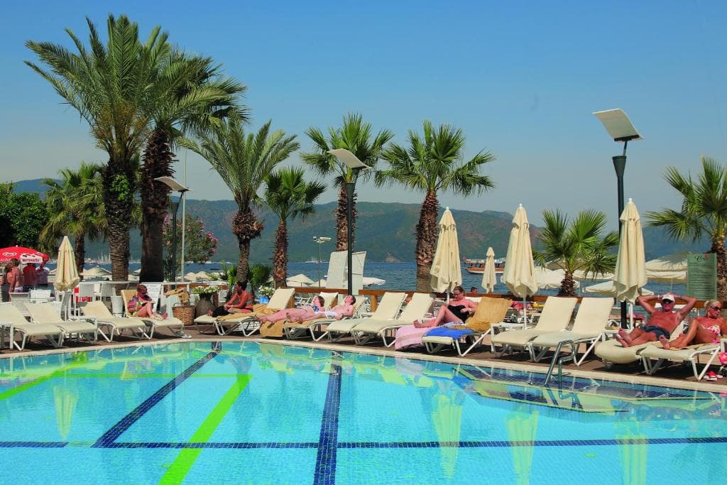 Cettia Beach Resort - 38