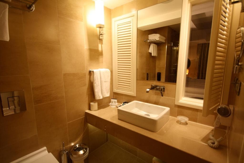 Titanic Comfort Hotel Sisli - 38