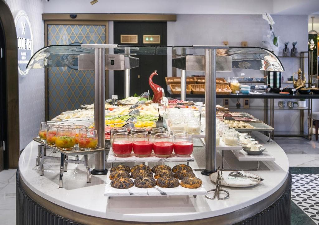 Vogue Supreme Istanbul Hotel - 38